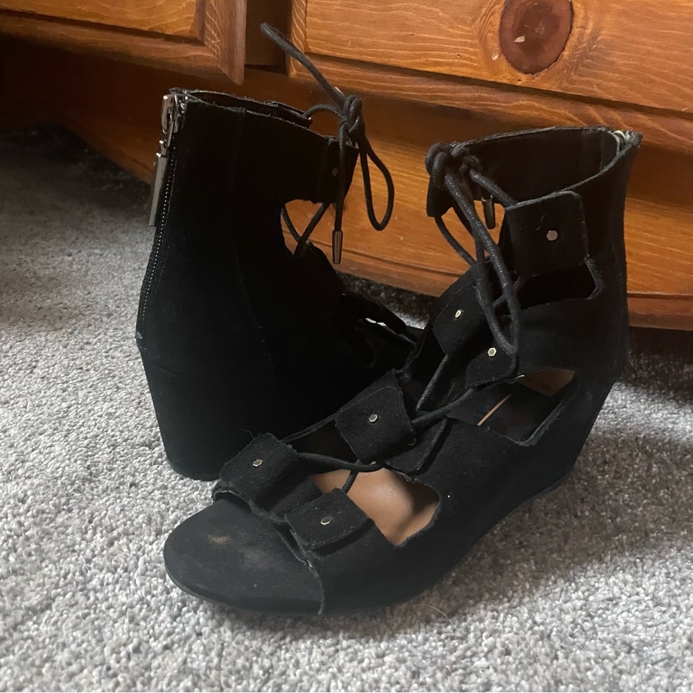 Dolce Vita black suede lace up zip up wedge heels size 6.5